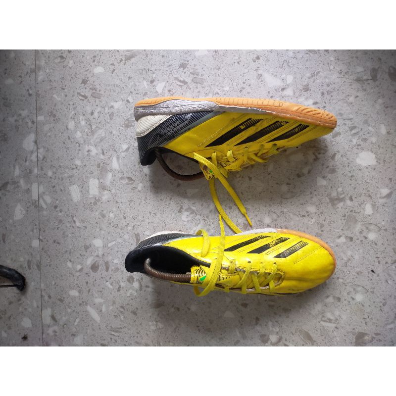 adidas F10 Futsal