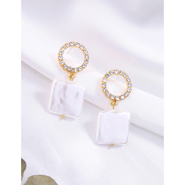 LRC Anting Tusuk Fashion Gold S925 Silver Pin Ring With Diamonds Square Pearl Earrings D03292