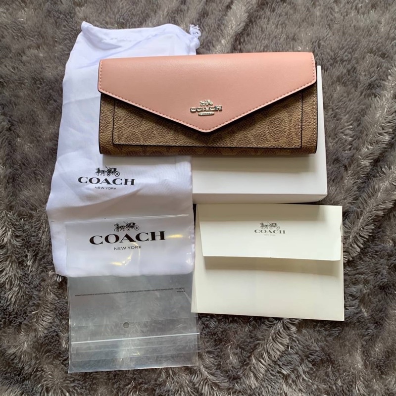 SOFT WALLET IN COLORBLOCK SIGNATURE CANVAS (COACH 31547)