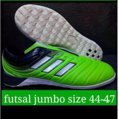 sepatu futsal ukuran jumbo size 44 45 46 47