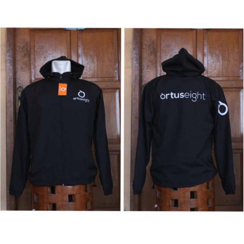 jaket parasut  jaket olahraga runing sport jaket windraker Bisa COD