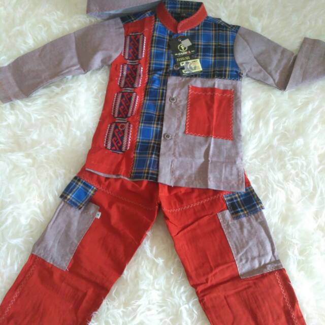 Grosiran Koko Farrel