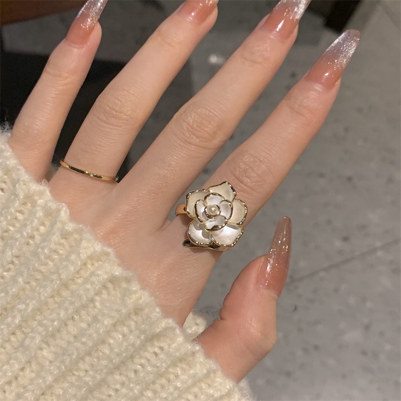 Cincin Jari Telunjuk Desain Bunga Kamelia Putih Gaya Vintage Perancis