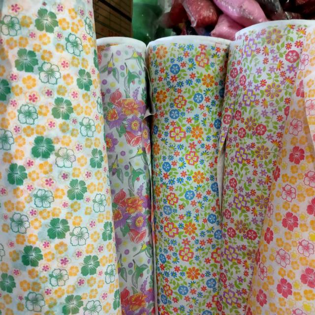 KAIN  SPUNBOND MOTIF 75GSM METERAN