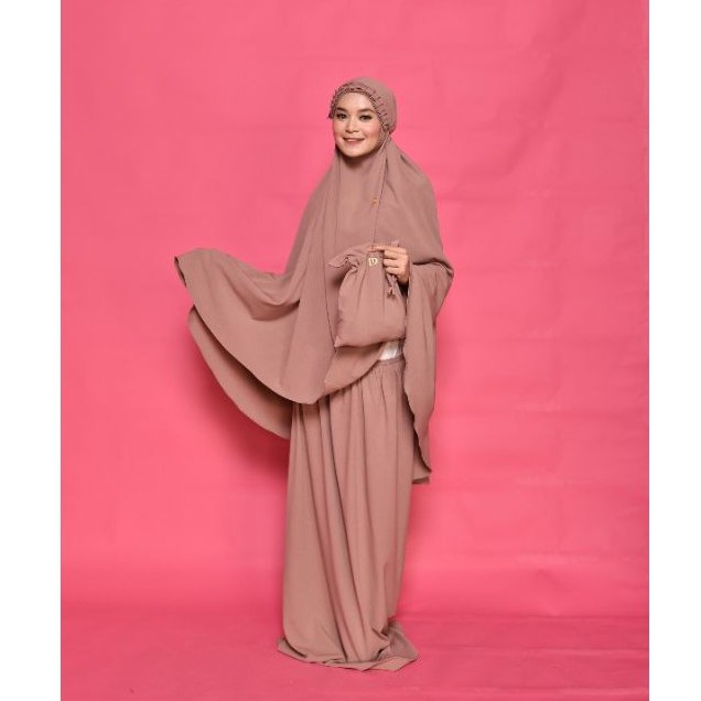 Lesti Daily Mukena Daily