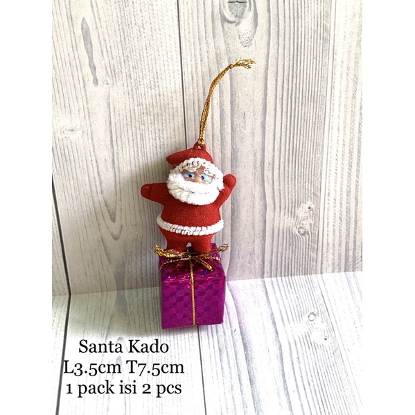 Hiasan Natal Santa Kado