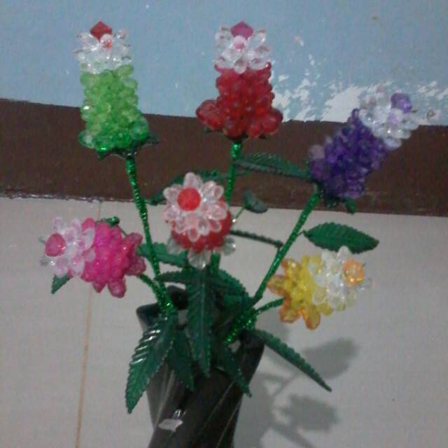 

Bunga dari biji manik2