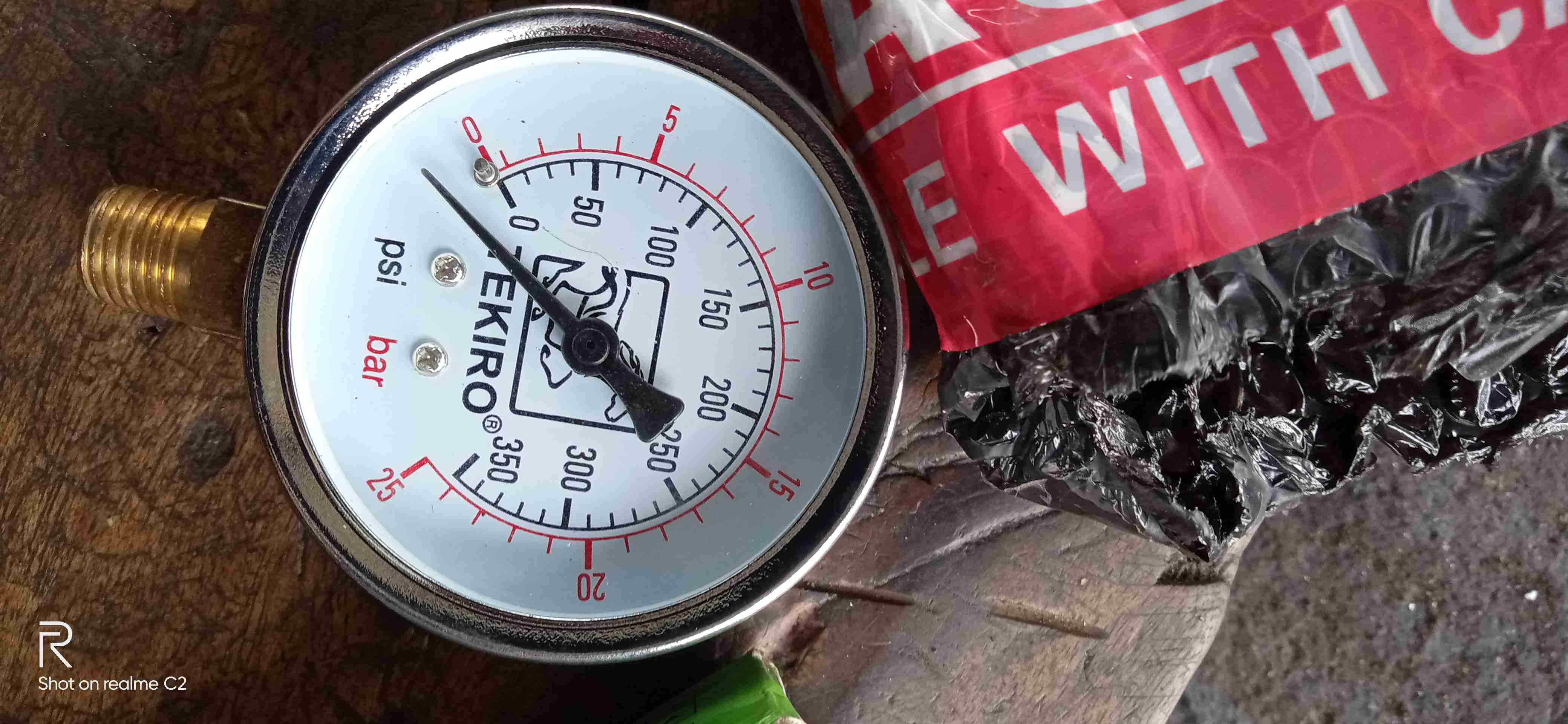 Tekiro Presure Gauge 2.5 Alat Ukur Tekanan 2.5 4 6 10 16 Dan 25 Bar
