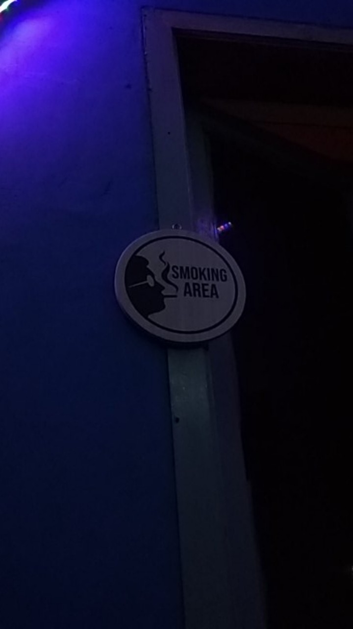 Wood Sign - Penanda Ruang Kayu Smoking Area