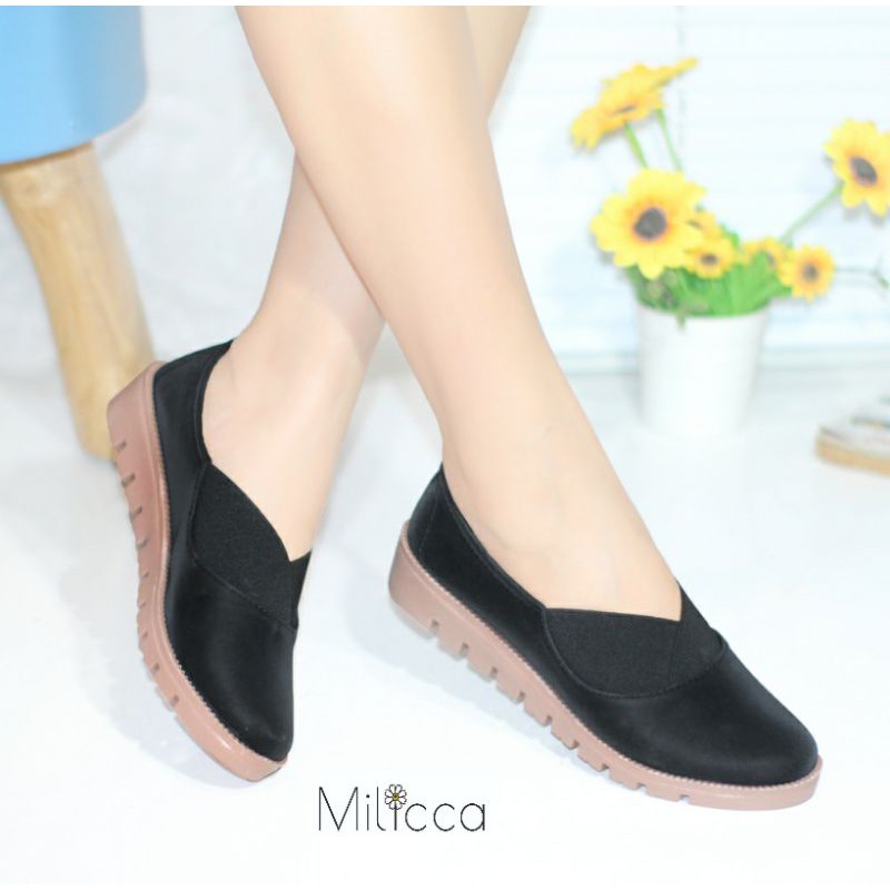 Milicca Sepatu Slip On Kekininian Kasual Dewasa Wanita Terlaris Salina