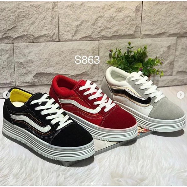 Sepatu Sneakers S863