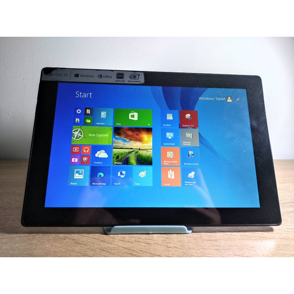 Acer One 10 - Windows 8 Tablet, Second Hand