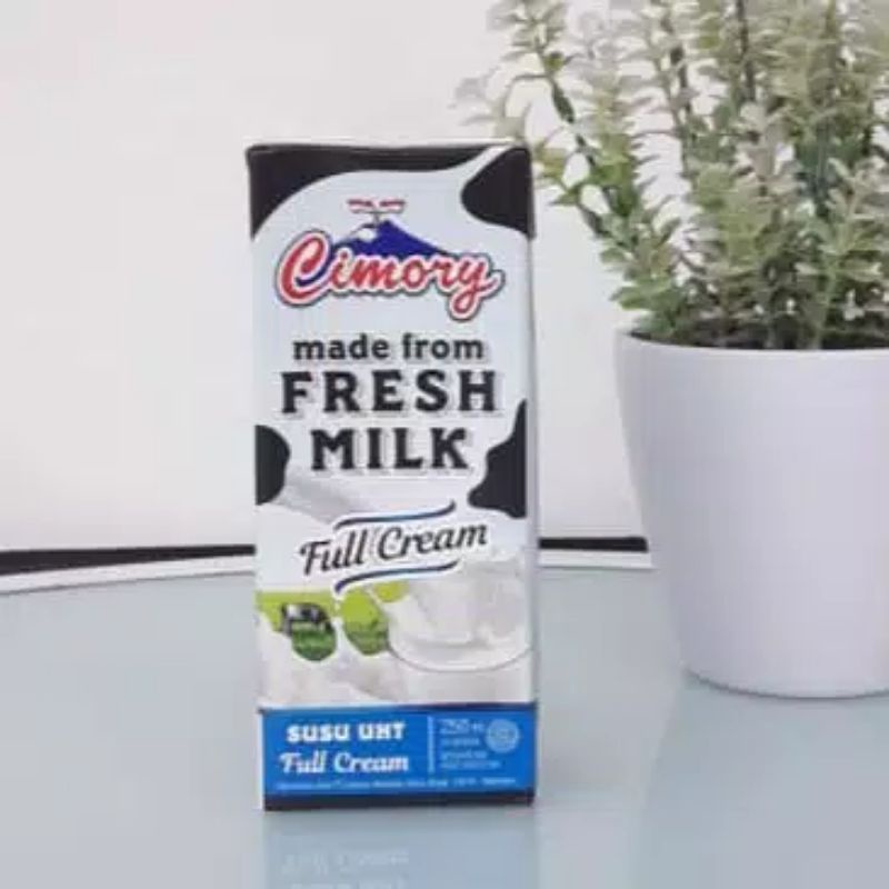 

susu UHT cimory fresh milk 250ml