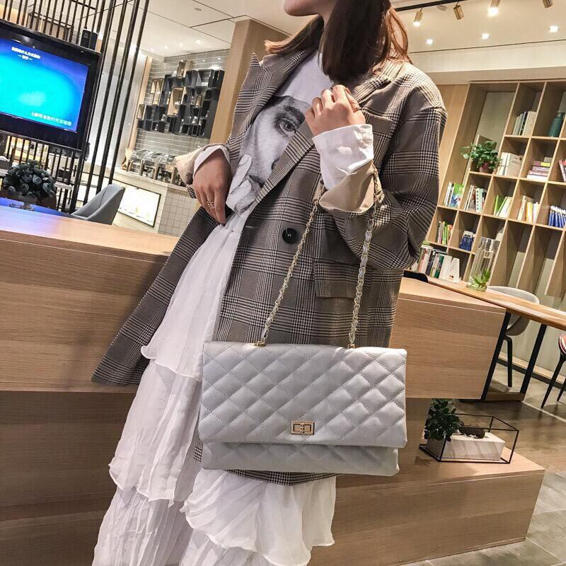 Tas Motif PETAK Tas selempang Wanita