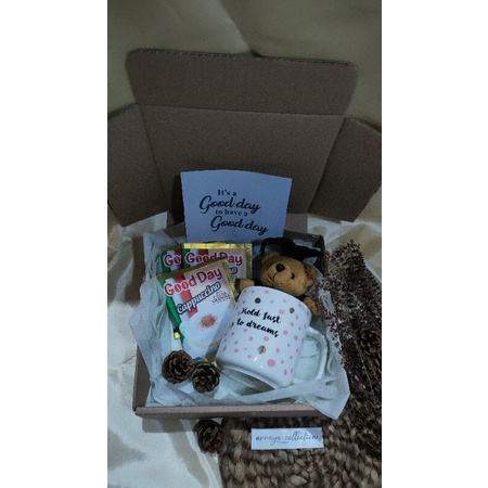 

HAMPERS|BOXHAMPERS|KADO WISUDA|KADO ULANG TAHUN|BONEKA|MUG