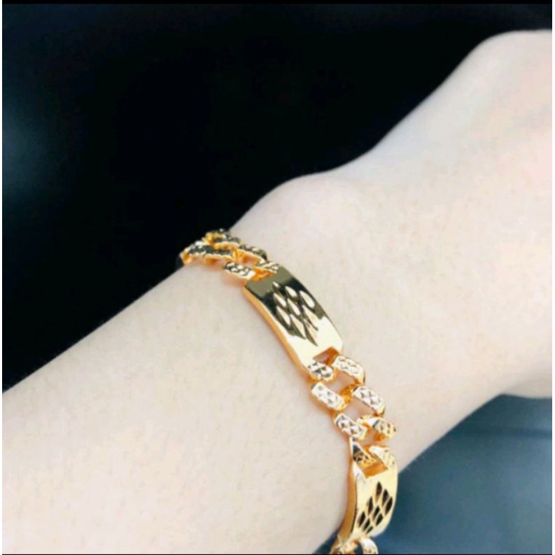 gelang tangan rantai plat ukir titanium gold