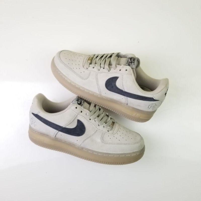 SEPATU PRIA NIKE AIR FORCE ONE REIGNING CHAMP BROWN