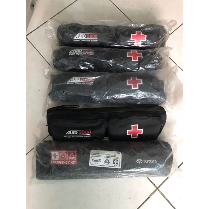 Tas/Bag P3K - Tas Emergency Kit P3K Segitiga Pengaman Toyota