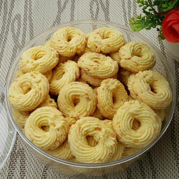 

バ TERLARIS !!! COD !!! kue Sagu Keju susu / Kue Sagu Keju 250gram (1/4 Kg Per Toples ) Paket Murah よ