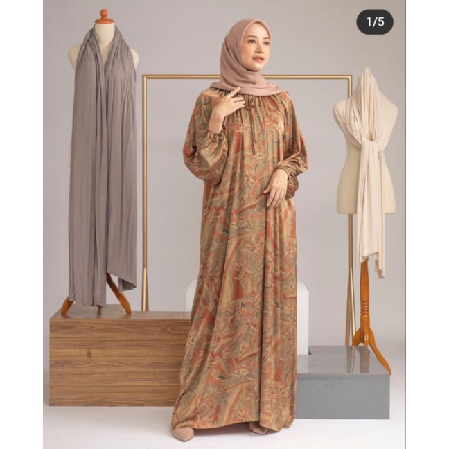 Gwenny Dress Heaven Lights