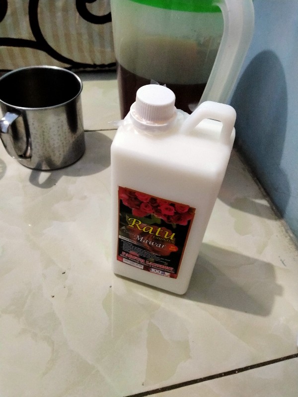 Grosir Mawar Merah Pewangi Loundry Super Parfum Ratu Harga Pabrik