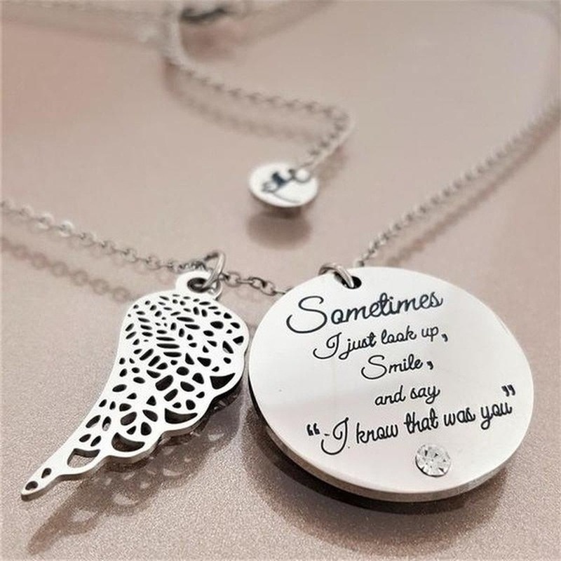 [Ready Stock]Fashion Personality Angel Wings Pendant Necklace