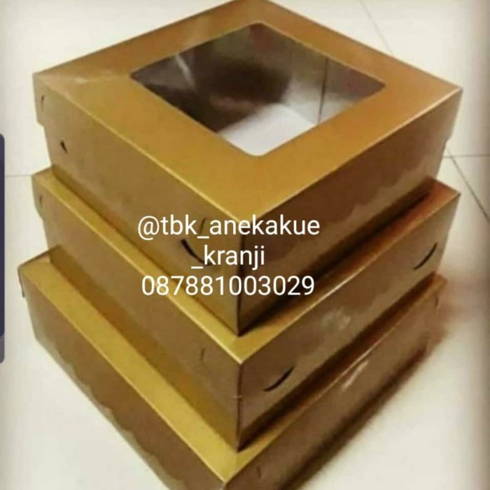 

Dus Kue Gold/Emas 20X20X8 Cm Dijual Per 10 Pc 030