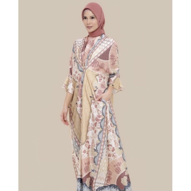 Gayatri Dress - Wearing Klamby