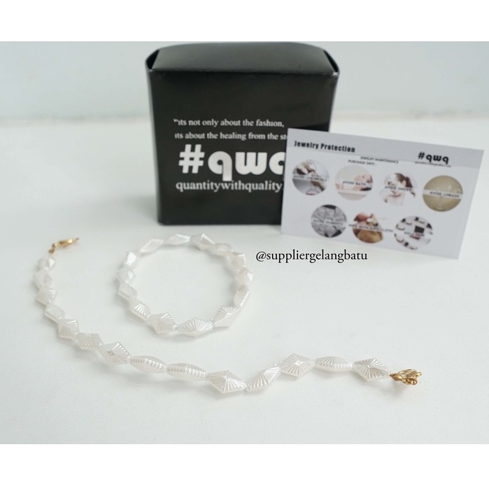 GELANG Mutiara Sintetis OVAL SEGI 4 ULIR WHITE PEARL bingkisan cantik