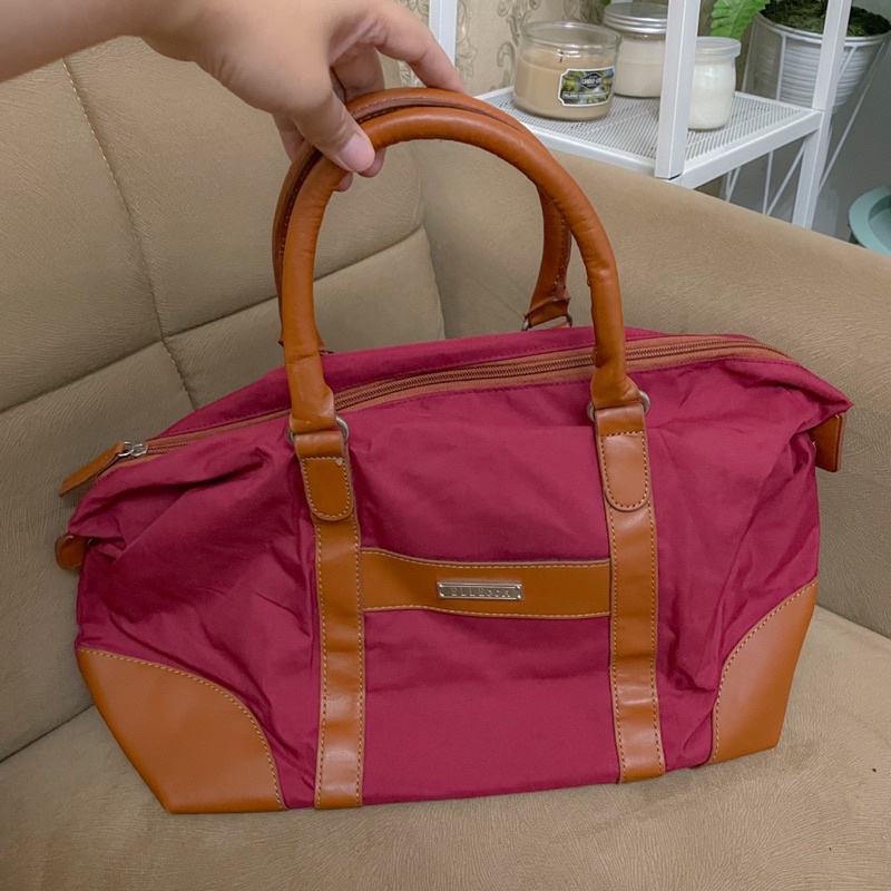 PRELOVED TAS PAKAIAN/TRAVELLING ELLE