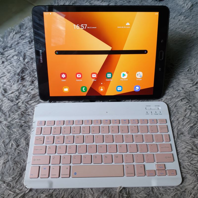 Samsung Tab S3 9.7inch 4/32 T825Y second berkualitas