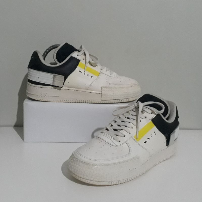Sepatu Nike Air Force 1 ( AF1 ) Low Type White Barely Volt Second Original Preloved