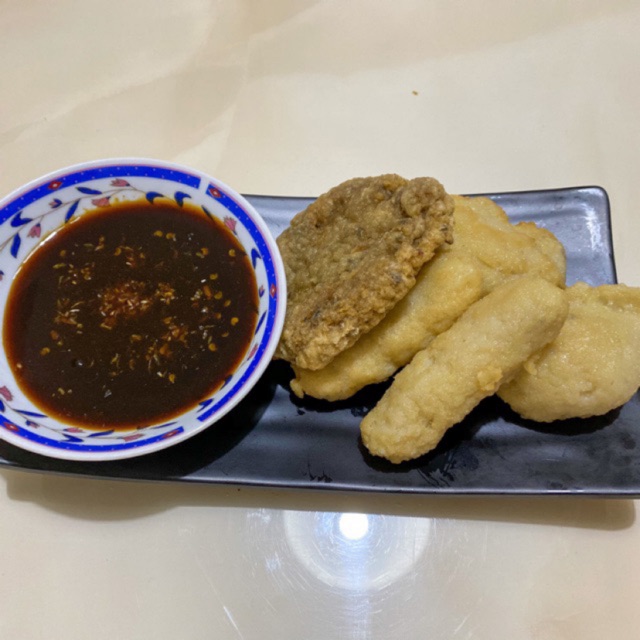 

Pempek tenggiri