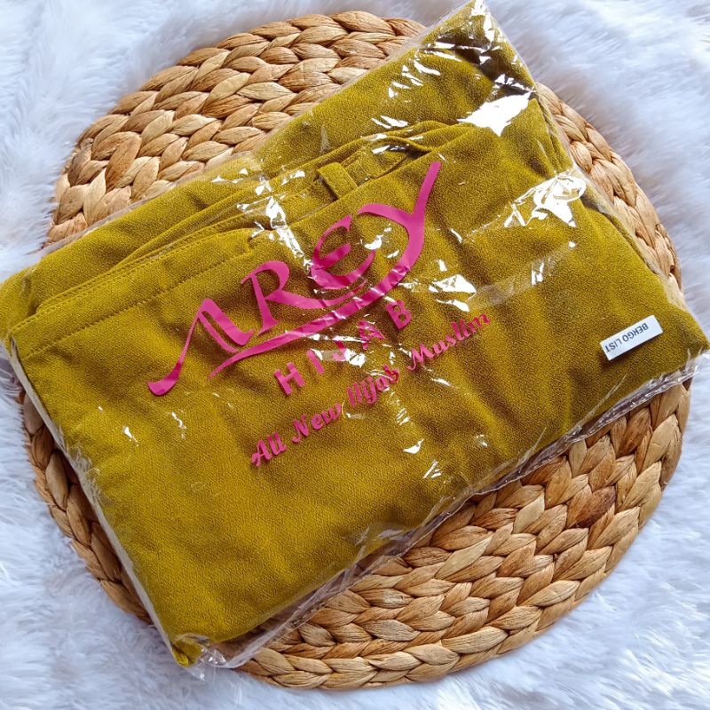 Hijab Instan AREY BERGO /jilbab bergo/ AREY BERGO LIST // BERGO FARAH-Lime