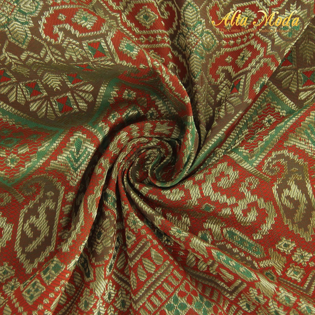 

Alta Moda Songket Motif Palembang Orange Mix Benang Gold (1M)