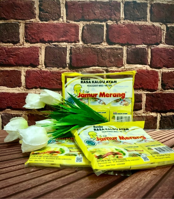 

Kaldu Jamur Merang Rasa Ayam 1 pak (30 sachet)