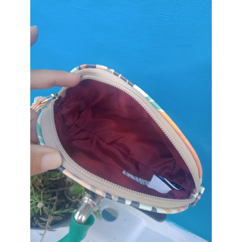 pouch brun brun mystery 06