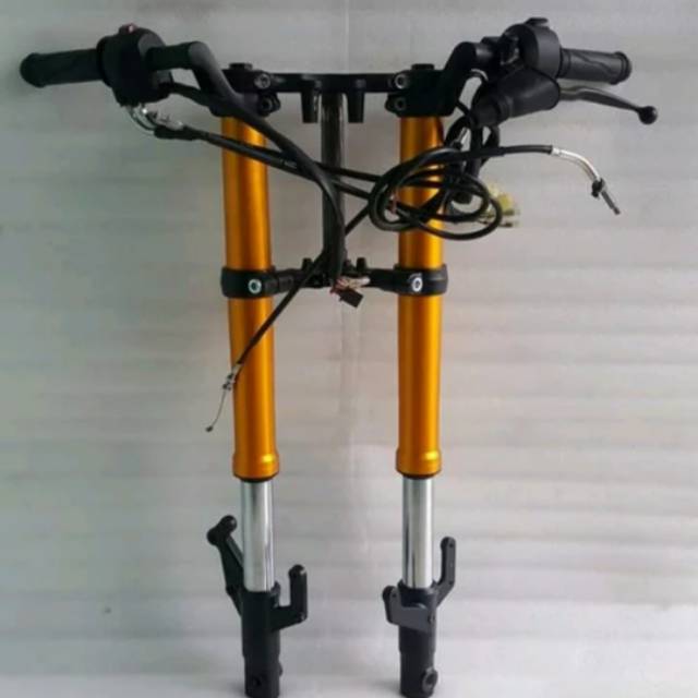 USD UPSIDE DOWN SET YAMAHABL R15 NEW VVA ORIGINAL KOMPLIT WARNA GOLD VIXION R15 V2 CB150 CBR150 GSX