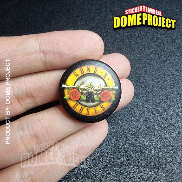 GUN N ROSES PIN PENITI 25MM BUTTON PIN AKSESORIS TAS PRIA