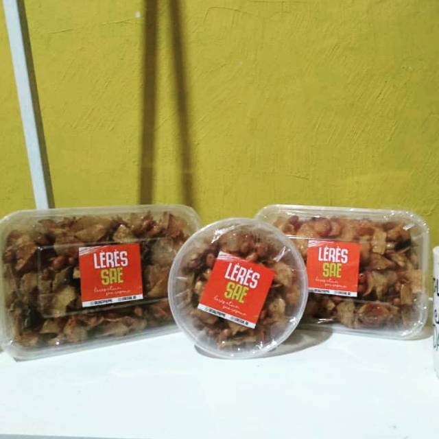 

Kering kentang by leressae_rb , pelengkap makanmu yang kriyuknya hits banget yang bikin ketagihan.