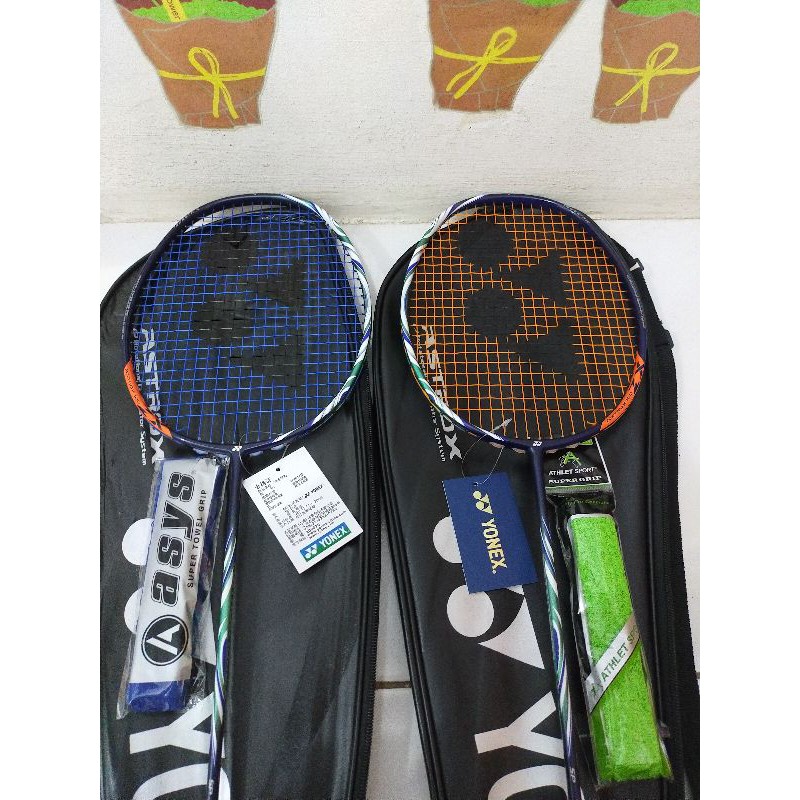 RAKET BADMINTON ASTROX 100ZX
