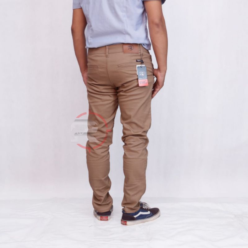 CELANA PANJANG ROY KEKINIAN NYAMAN DIPAKAI