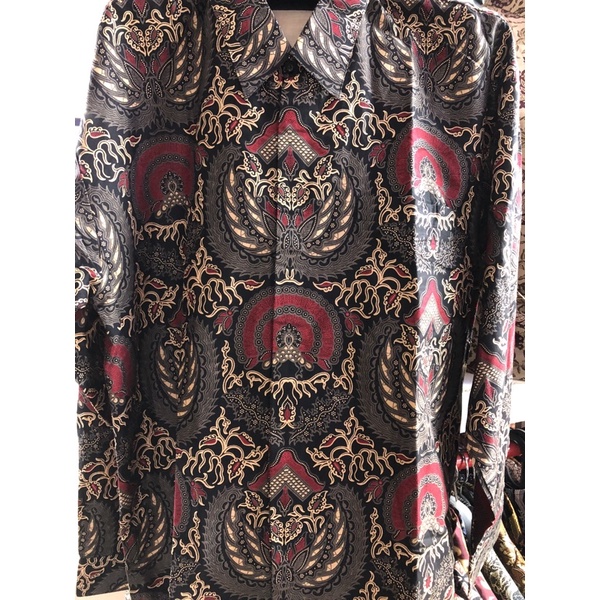 Baju Batik Pria Lengan Panjang lapisan furing hero,Warna merah,coklat,hitam,Batik Premium,Batik Modern,Batik Jumbo,Batik Solo,Batik Kantoran