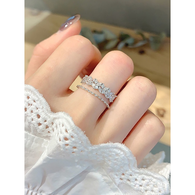 Cincin Model Terbuka Desain Daun Lapis Ganda Bahan Zirkon Warna Silver Gaya Korea