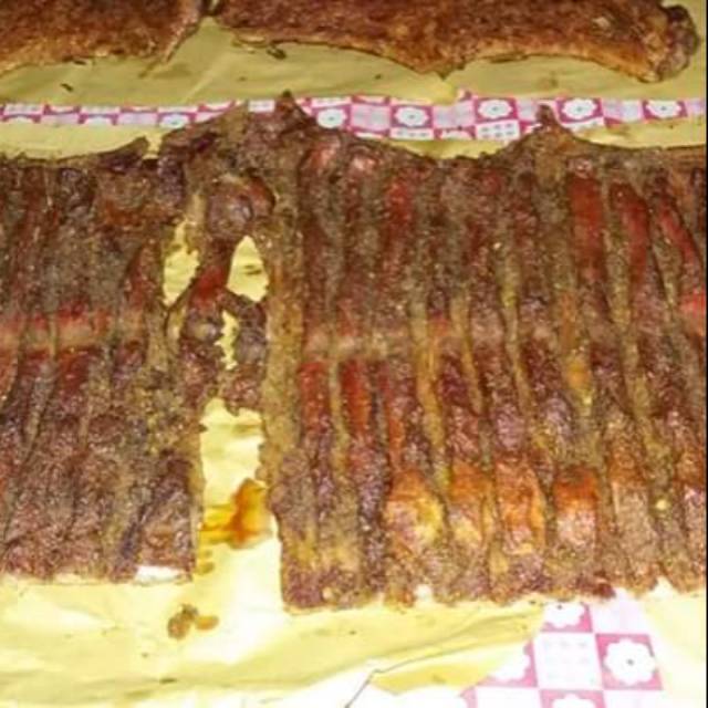 

Makanan non muslim babi panggang Bangka (saucu)
