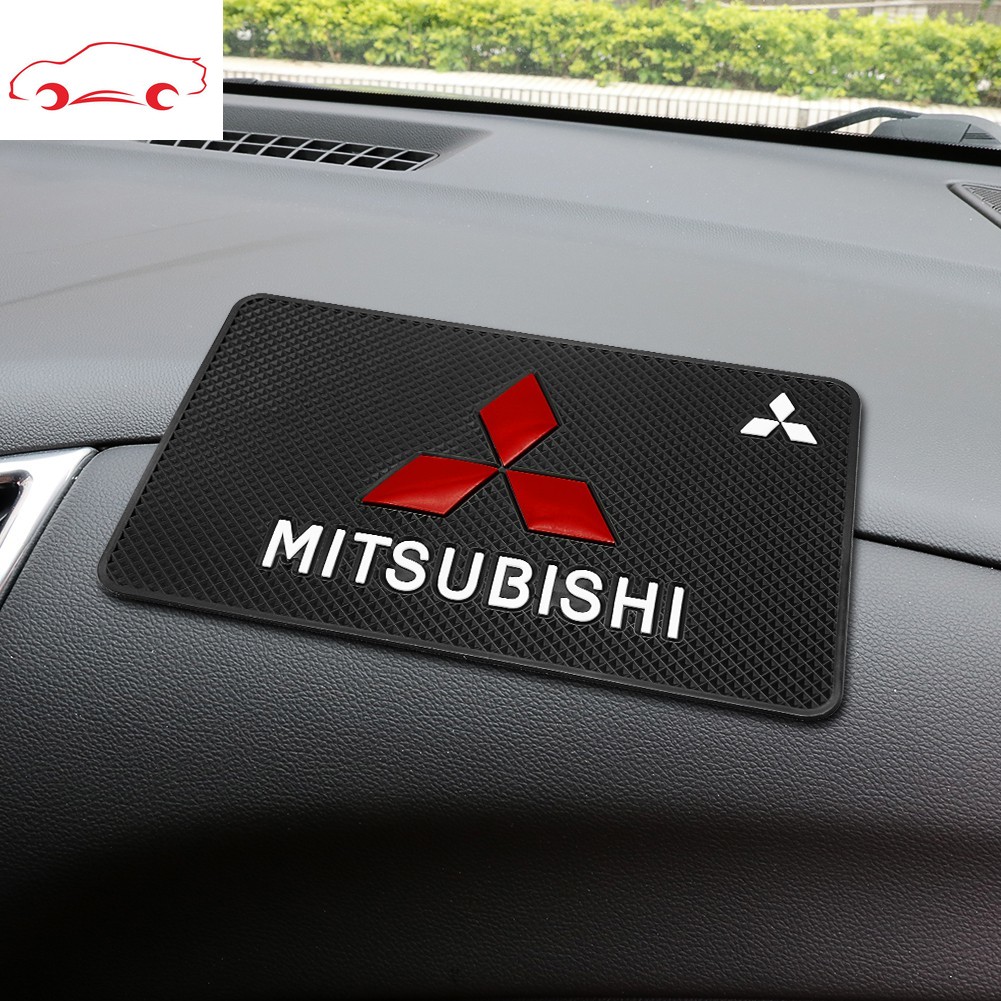 Non-slip Mat Dashboard Mobil Sticky Mat untuk Mitsubishi logo Triton Outlander Mirage ASX Lancer EVO PAJERO GRANDIS GALANT Xpander