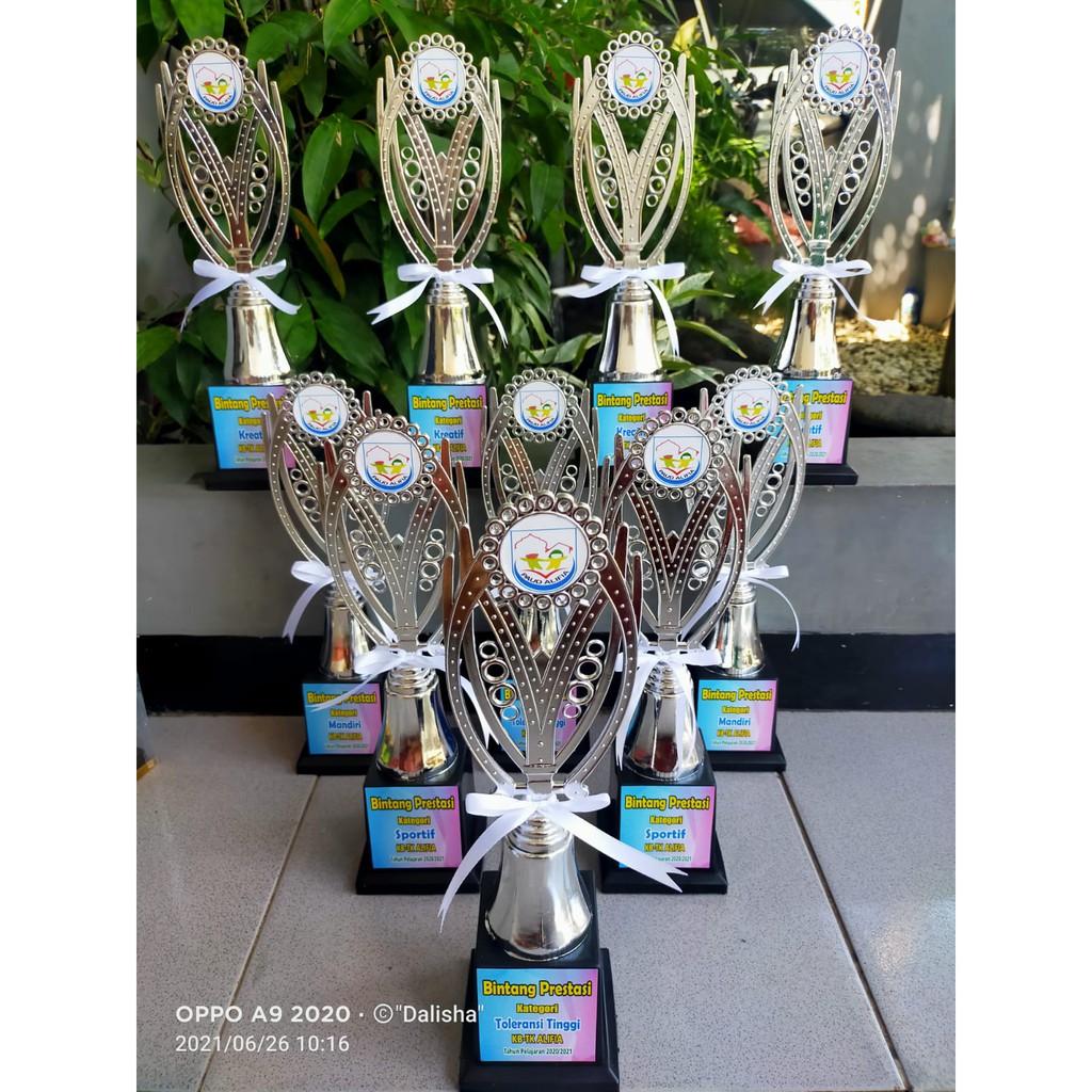 Piala Silver Piala Juara 2 Piala Juara Kelas Piala Sekolah Piala Murah Piala Silver