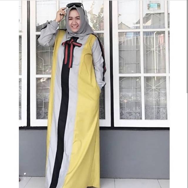 Rosy Dress by Evi Susanti