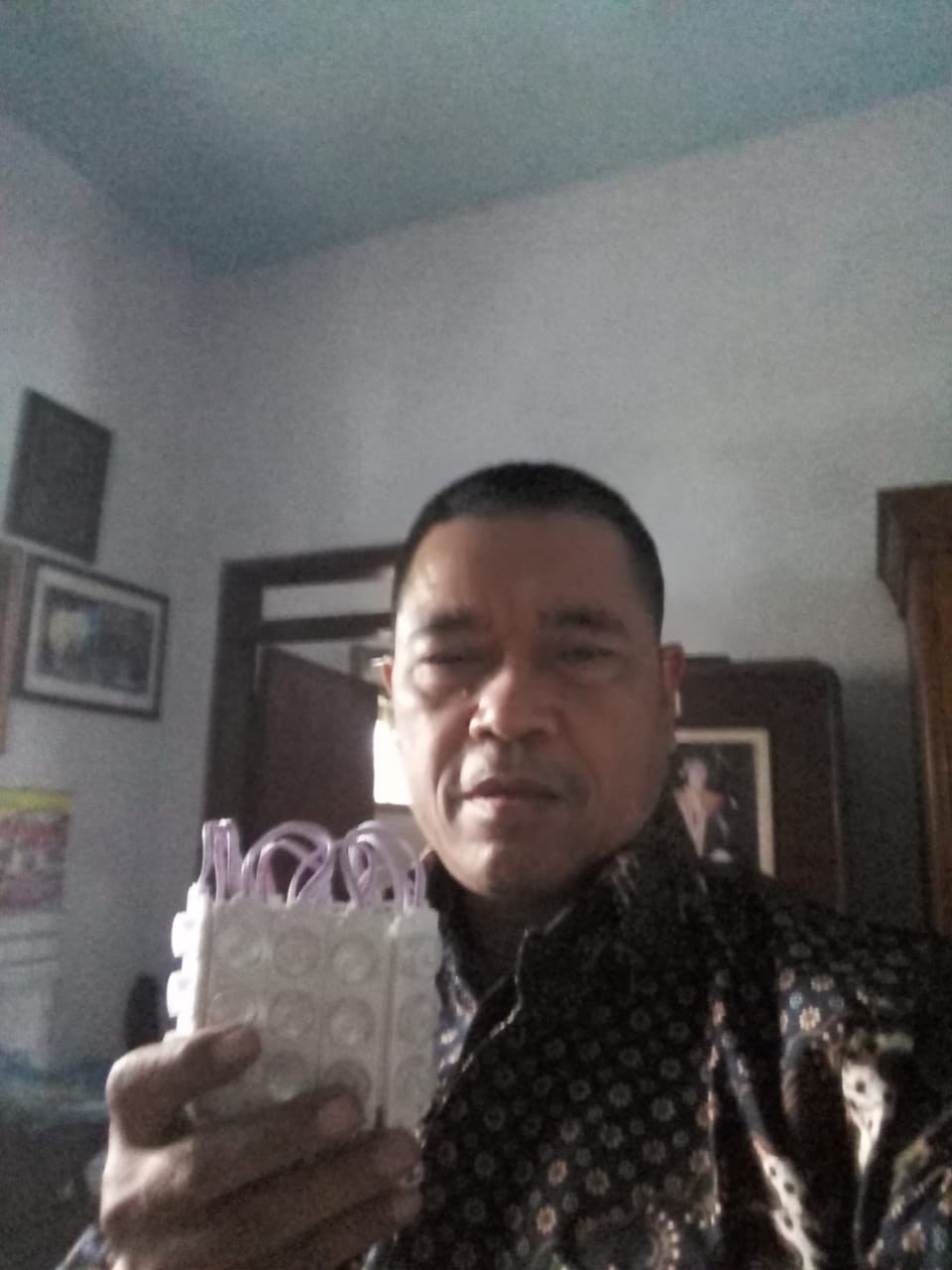 Sekar Jagad Kemeja Batik Pria Lengan Pendek Katun Halus Full Furing Batik Asmara