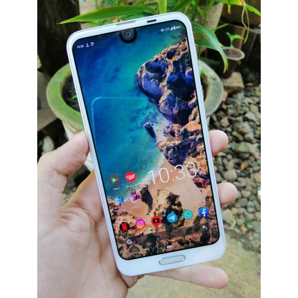 Sharp Aquos R2/Shv42 Ram 4/64 Snapdragon 845